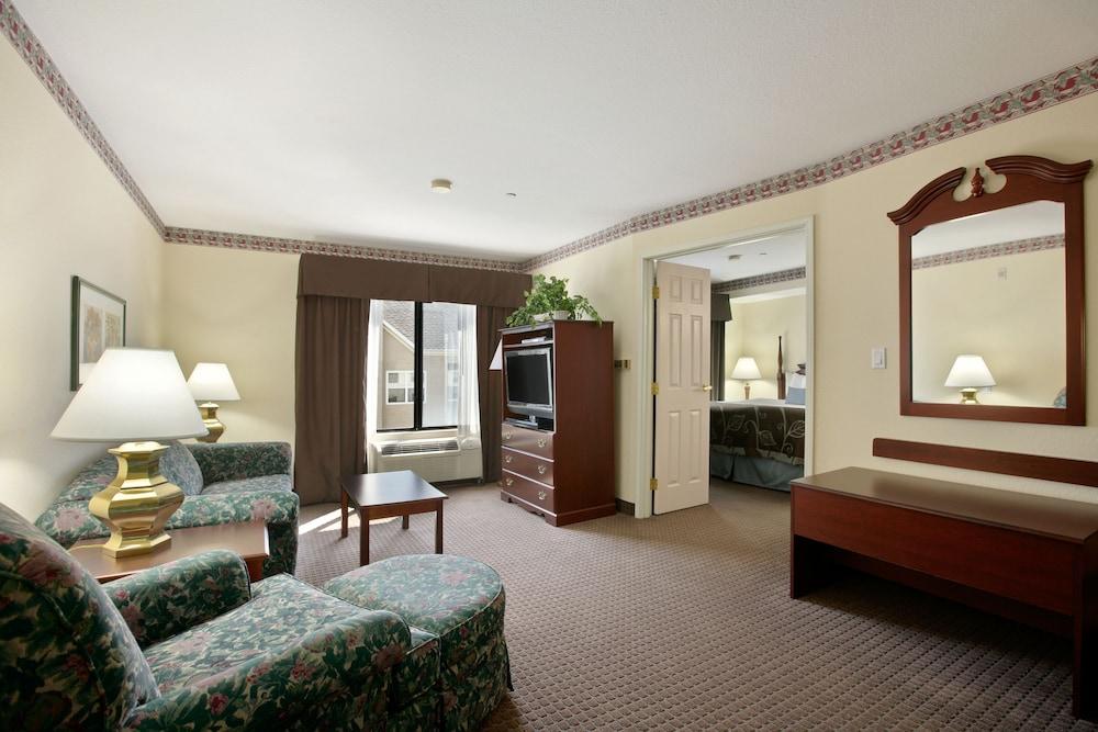 Holiday Inn Express & Suites - Indianapolis Northwest By Ihg Exterior foto