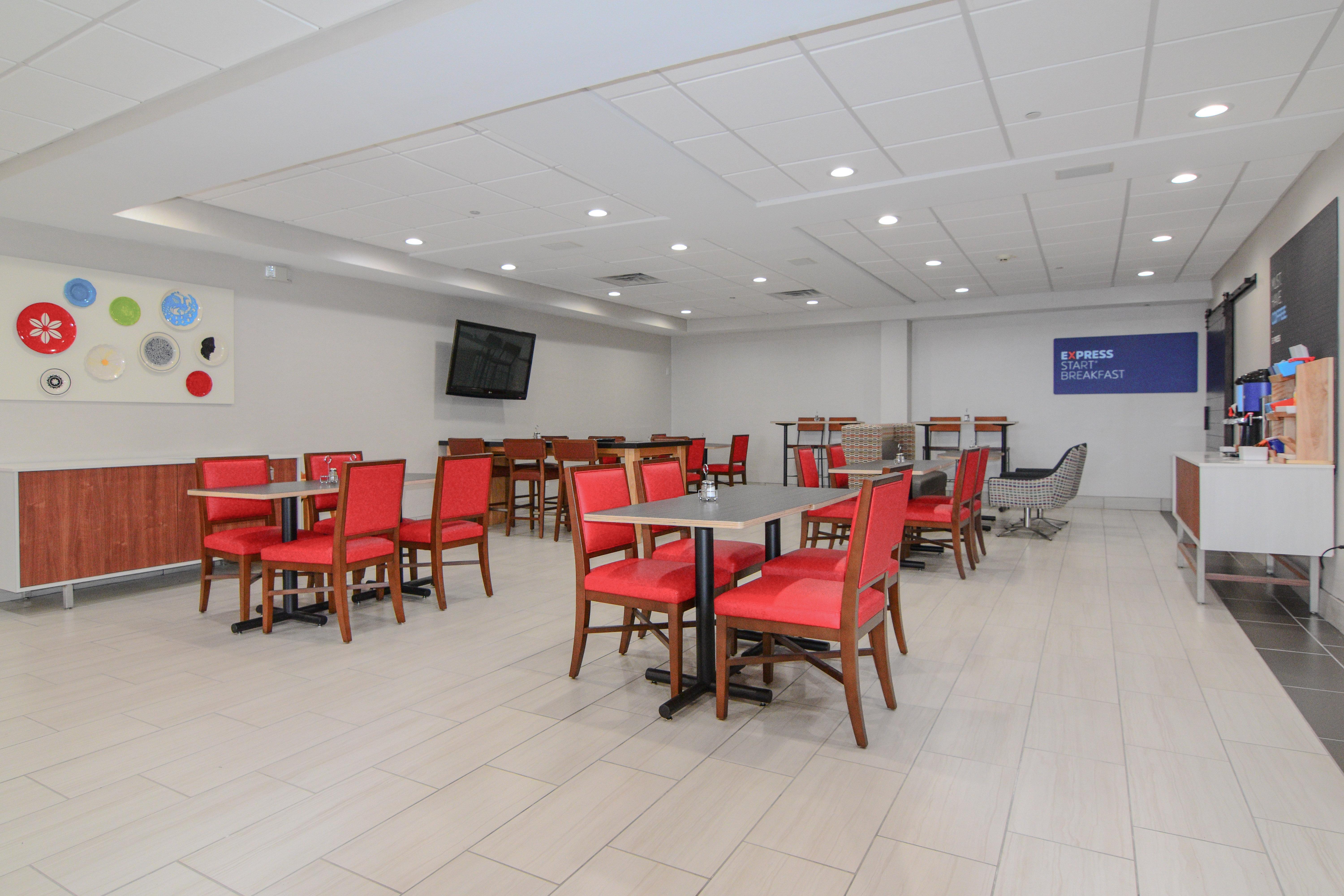Holiday Inn Express & Suites - Indianapolis Northwest By Ihg Exterior foto